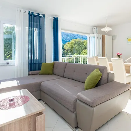 Mimoza Apartment