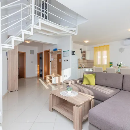 Mimoza Appartement *