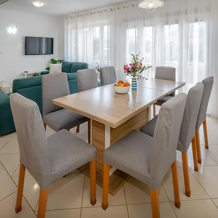 Mimoza Apartament Baška