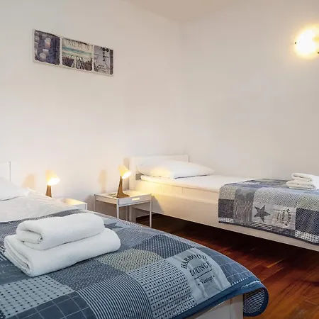 Mimoza Apartament