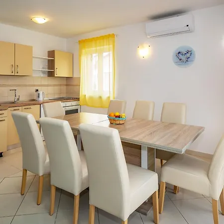 Apartament Mimoza