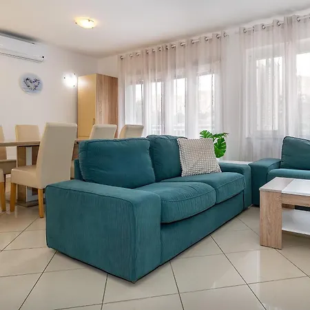 Apartament Mimoza Baška